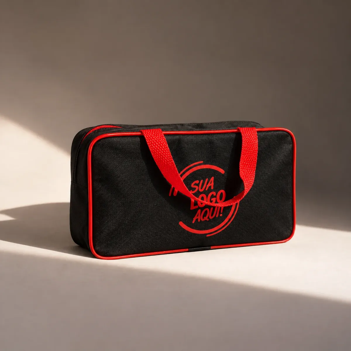 Necessaire M personalizada